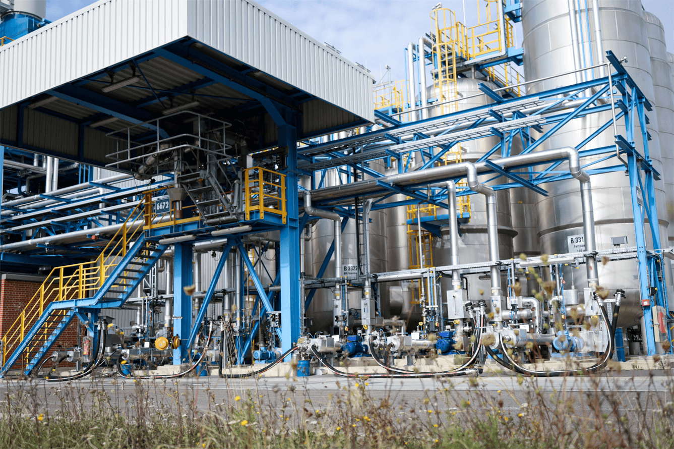 Tanklager einer modernen Chemieanlage
